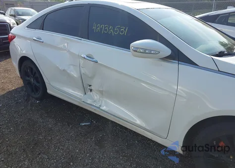 2011 Hyundai Sonata Limited z USA, uszkodzony, nr VIN 5NPEC4AC3BH282055